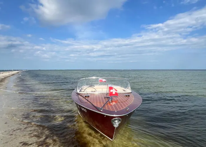 Classic Boat Botel *